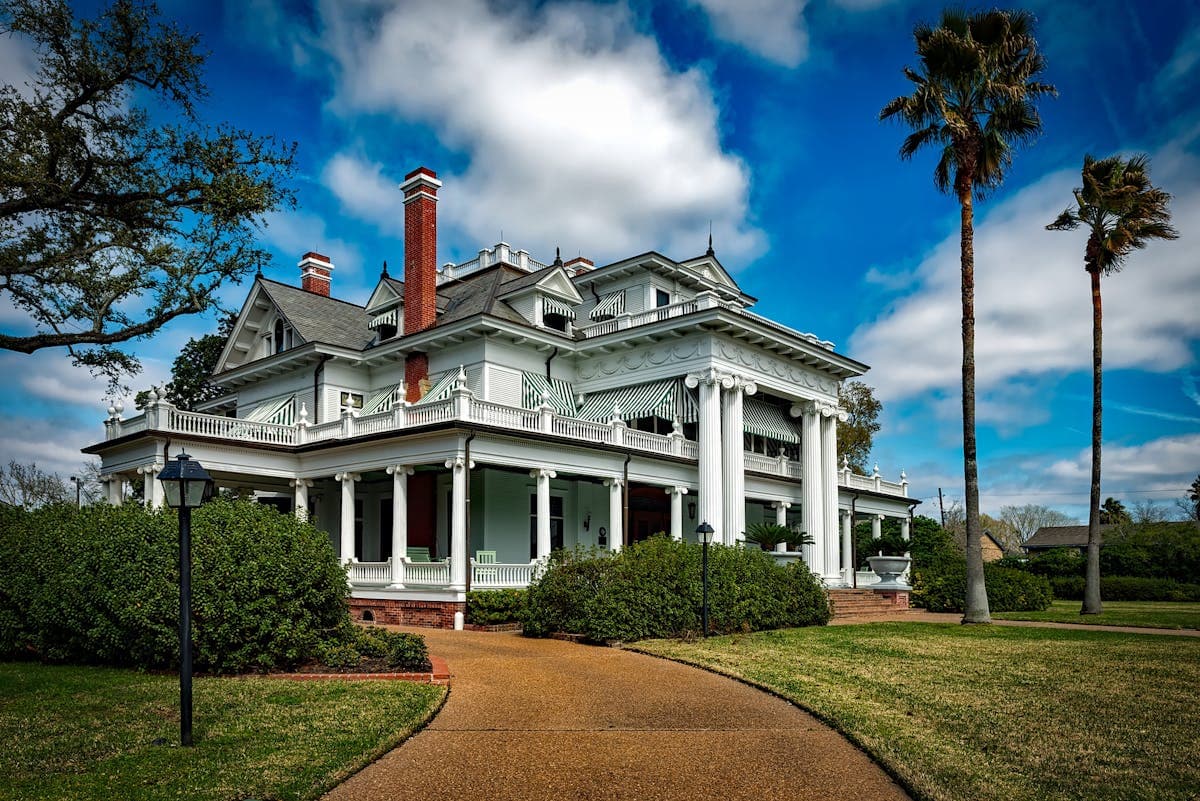 Beautiful suburban home with excellent curb appeal